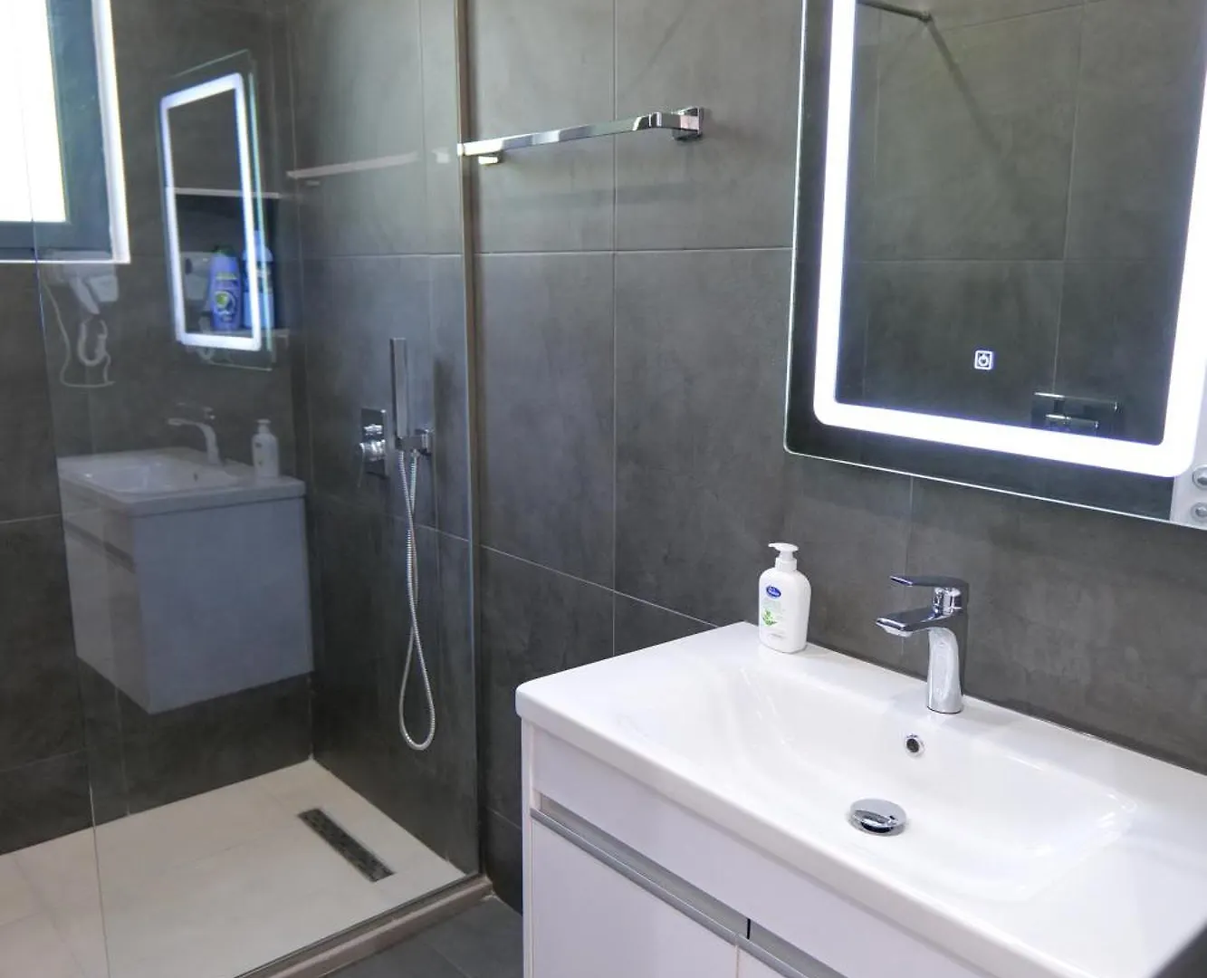 Apartment Hotel Celaj Vlore